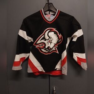 Ccm vtg authentic Buffalo Sabers goat head alt jersey size S/M boys